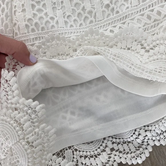 KENDALL & KYLIE Romper - Picture 3 of 3